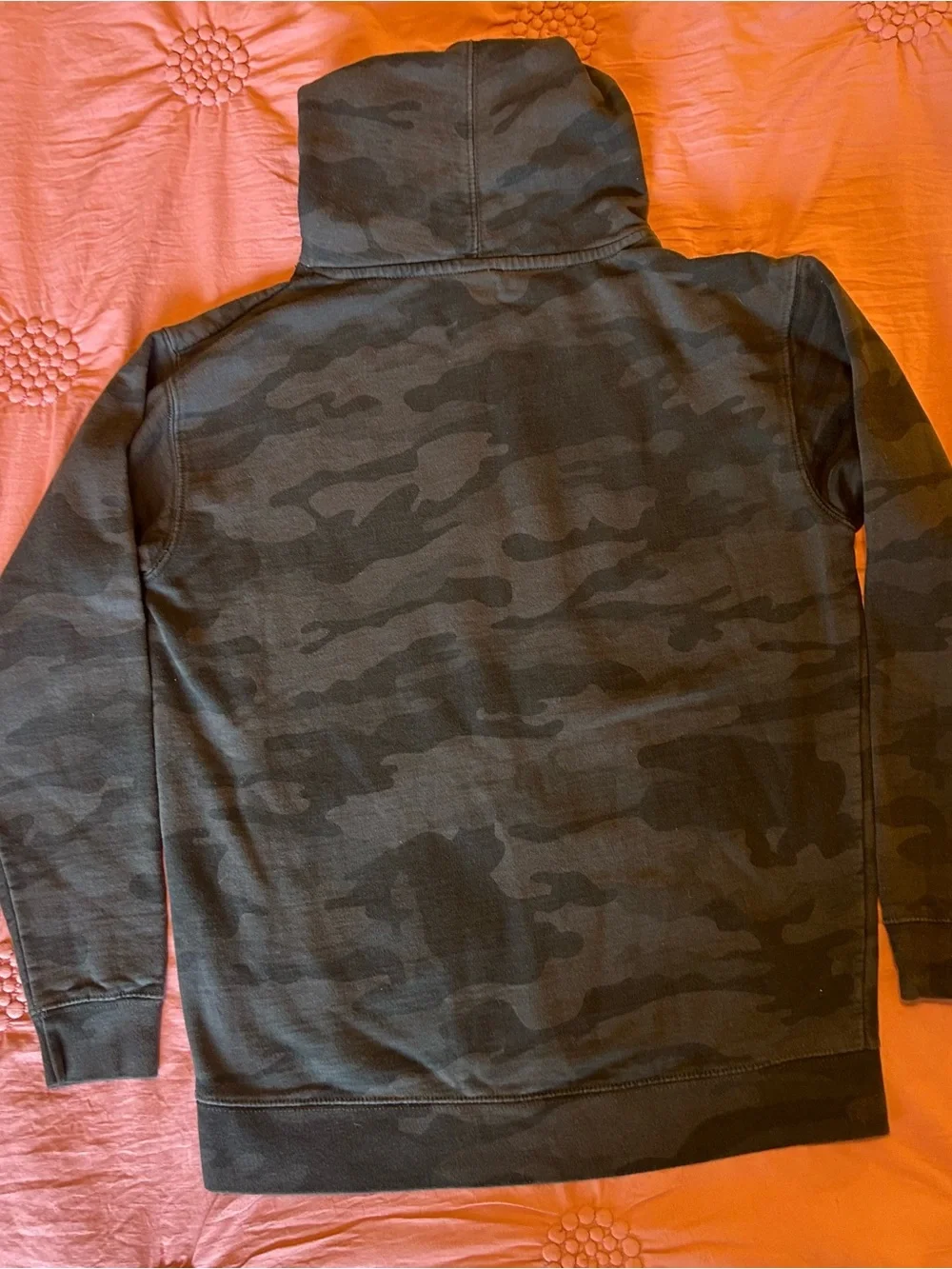 Violent Gentlemen Youth XL Black Camo Hoodie with Graphic